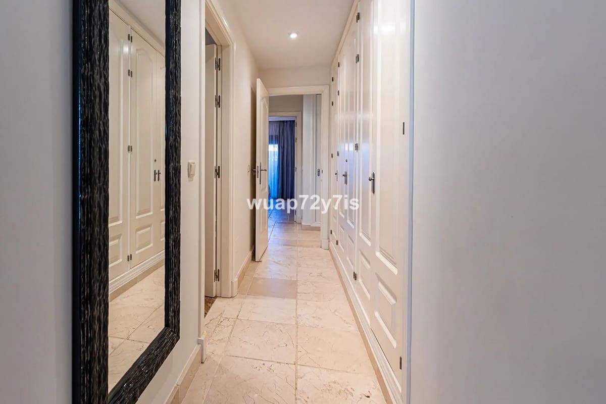 2 bedroom Apartment for sale in Estepona with pool garage - € 485,000 (Ref: 9442811)