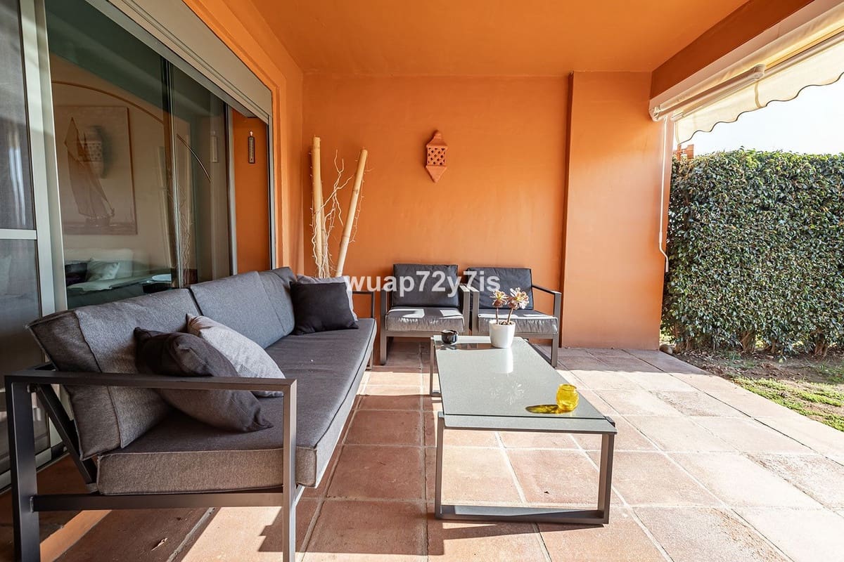 2 bedroom Apartment for sale in Estepona with pool garage - € 485,000 (Ref: 9442811)