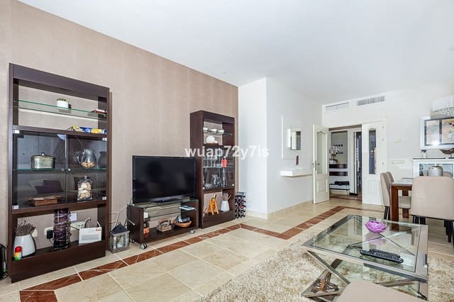 2 bedroom Apartment for sale in Estepona with pool garage - € 485,000 (Ref: 9442811)