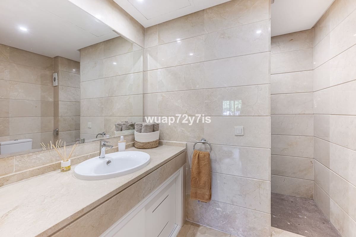 2 camera da letto Appartamento in vendita in Estepona con piscina - 549.000 € (Rif: 9442829)