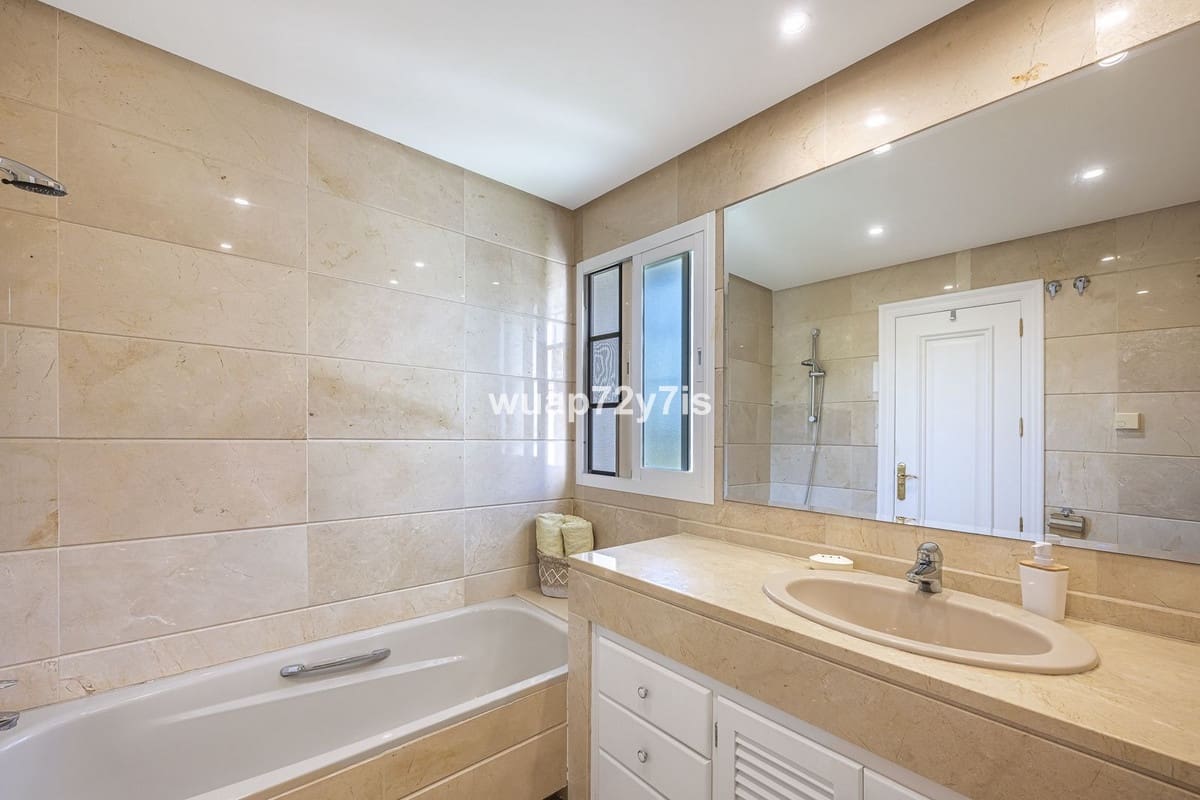 2 camera da letto Appartamento in vendita in Estepona con piscina - 549.000 € (Rif: 9442829)