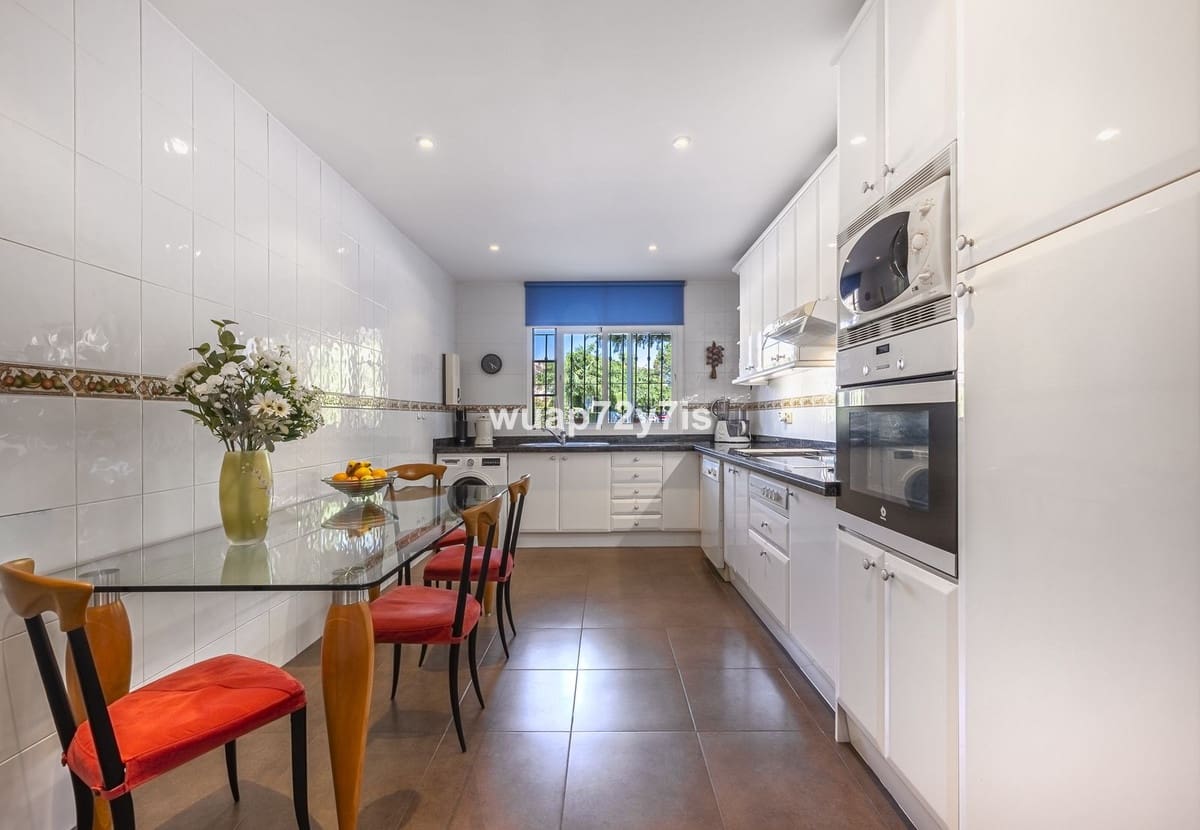 2 camera da letto Appartamento in vendita in Estepona con piscina - 549.000 € (Rif: 9442829)