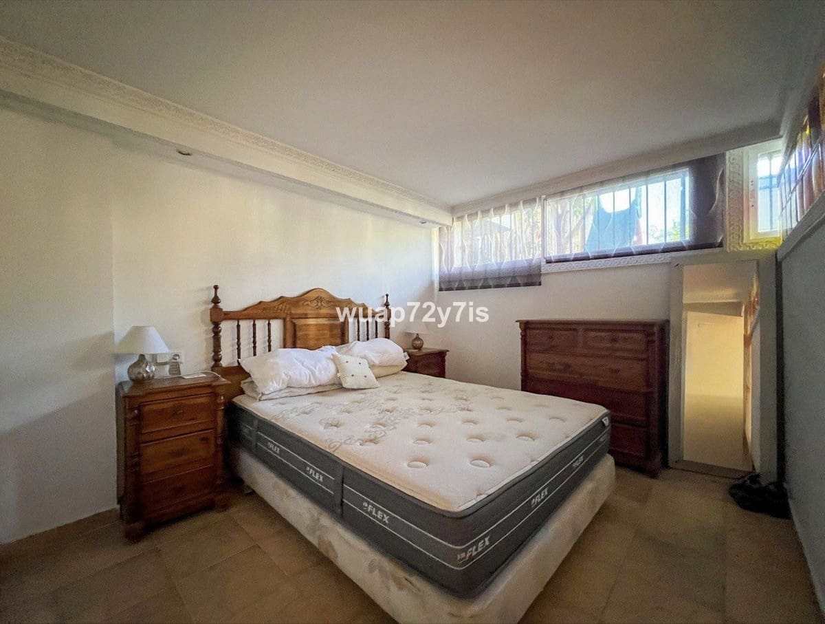 6 Zimmer Haus zu verkaufen in Benahavis mit Pool Garage - 650.000 € (Ref: 9442831)