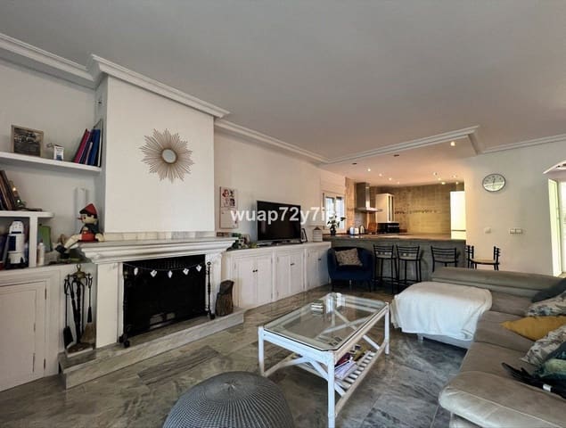 6 sovrum Hus till salu i El Paraíso, Benahavís med pool garage - 650 000 € (Ref: 9442831)