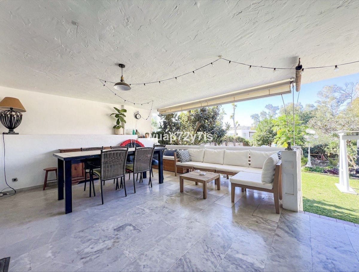 6 Zimmer Haus zu verkaufen in Benahavis mit Pool Garage - 650.000 € (Ref: 9442831)