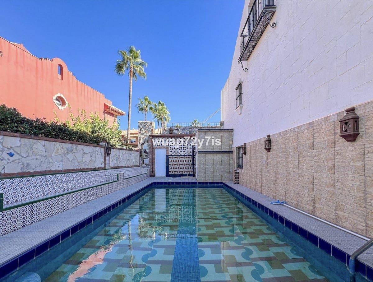 6 Zimmer Haus zu verkaufen in Benahavis mit Pool Garage - 650.000 € (Ref: 9442831)