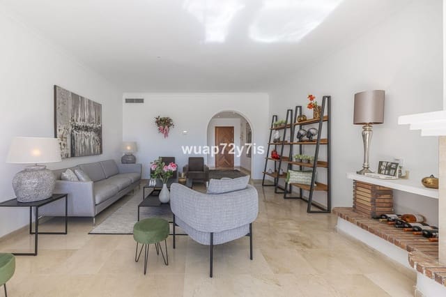 2 makuuhuone Kattohuoneisto myytävänä paikassa Estepona mukana uima-altaan - 650 000 € (Ref: 9442832)