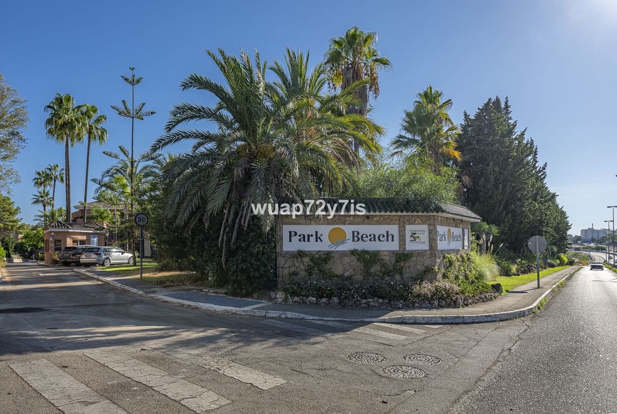 2 makuuhuone Kattohuoneisto myytävänä paikassa Estepona mukana uima-altaan - 650 000 € (Ref: 9442832)