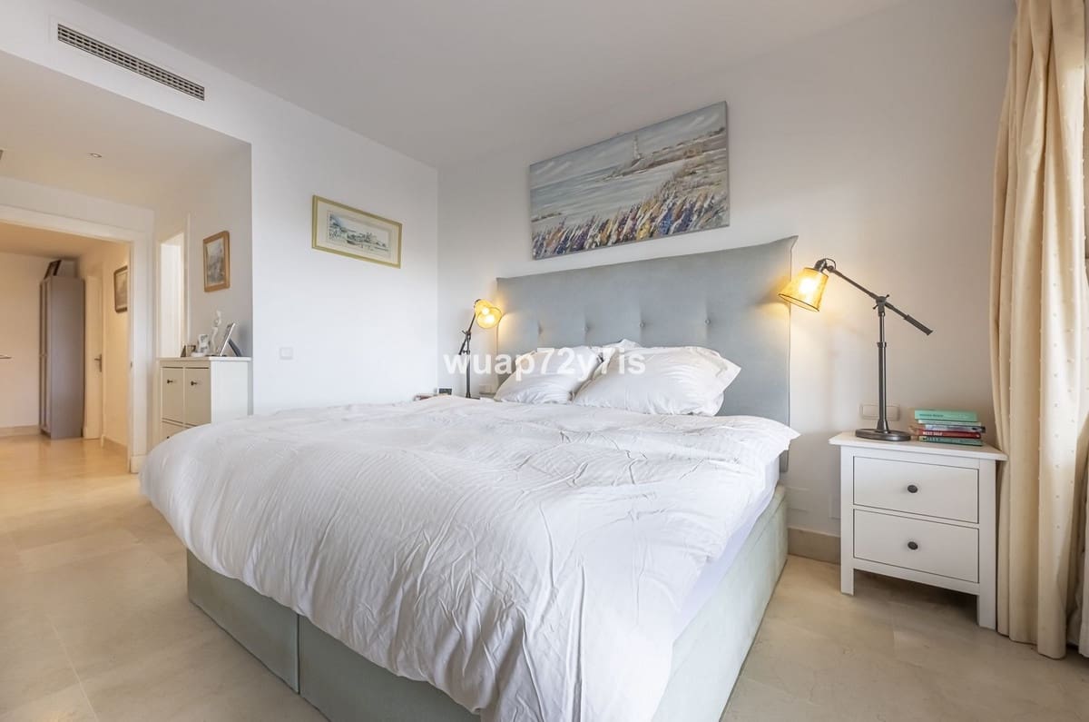 3 quarto Apartamento para venda em Nueva Andalucia com piscina garagem - 696 500 € (Ref: 9442833)