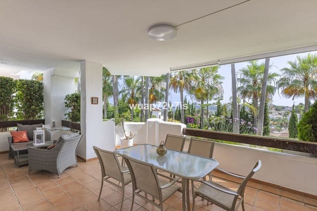 3 quarto Apartamento para venda em Nueva Andalucia, Marbella com piscina garagem - 696 500 € (Ref: 9442833)