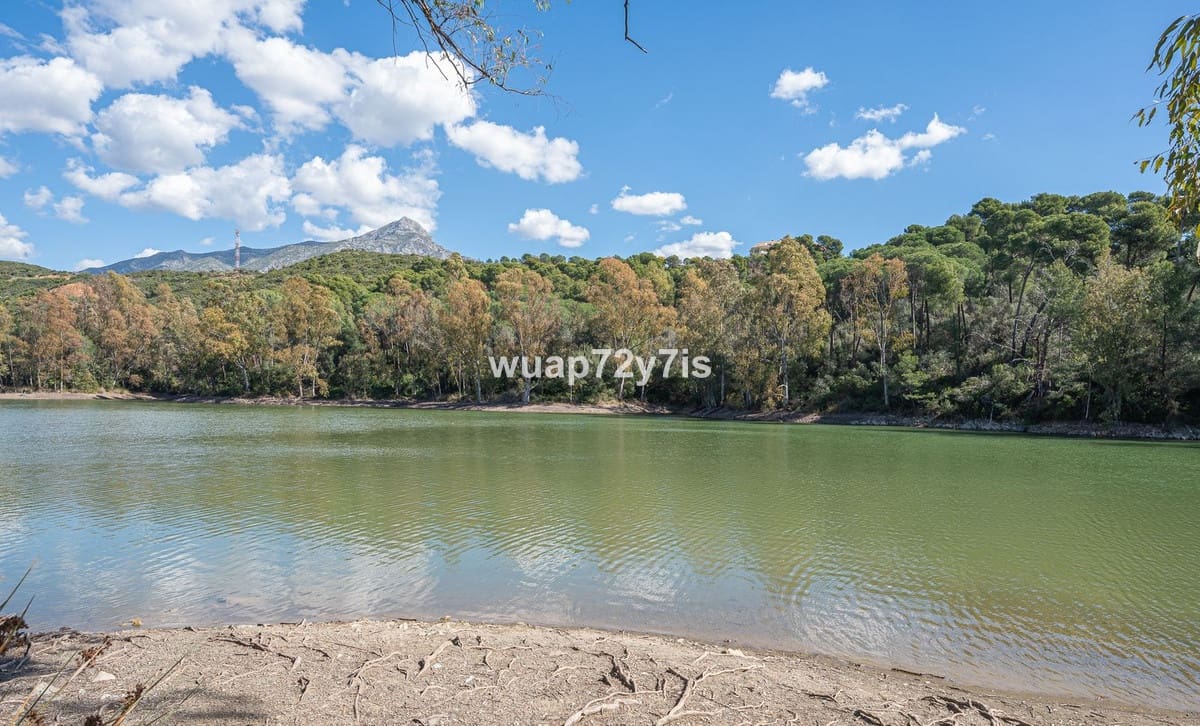 3 quarto Apartamento para venda em Nueva Andalucia com piscina garagem - 696 500 € (Ref: 9442833)