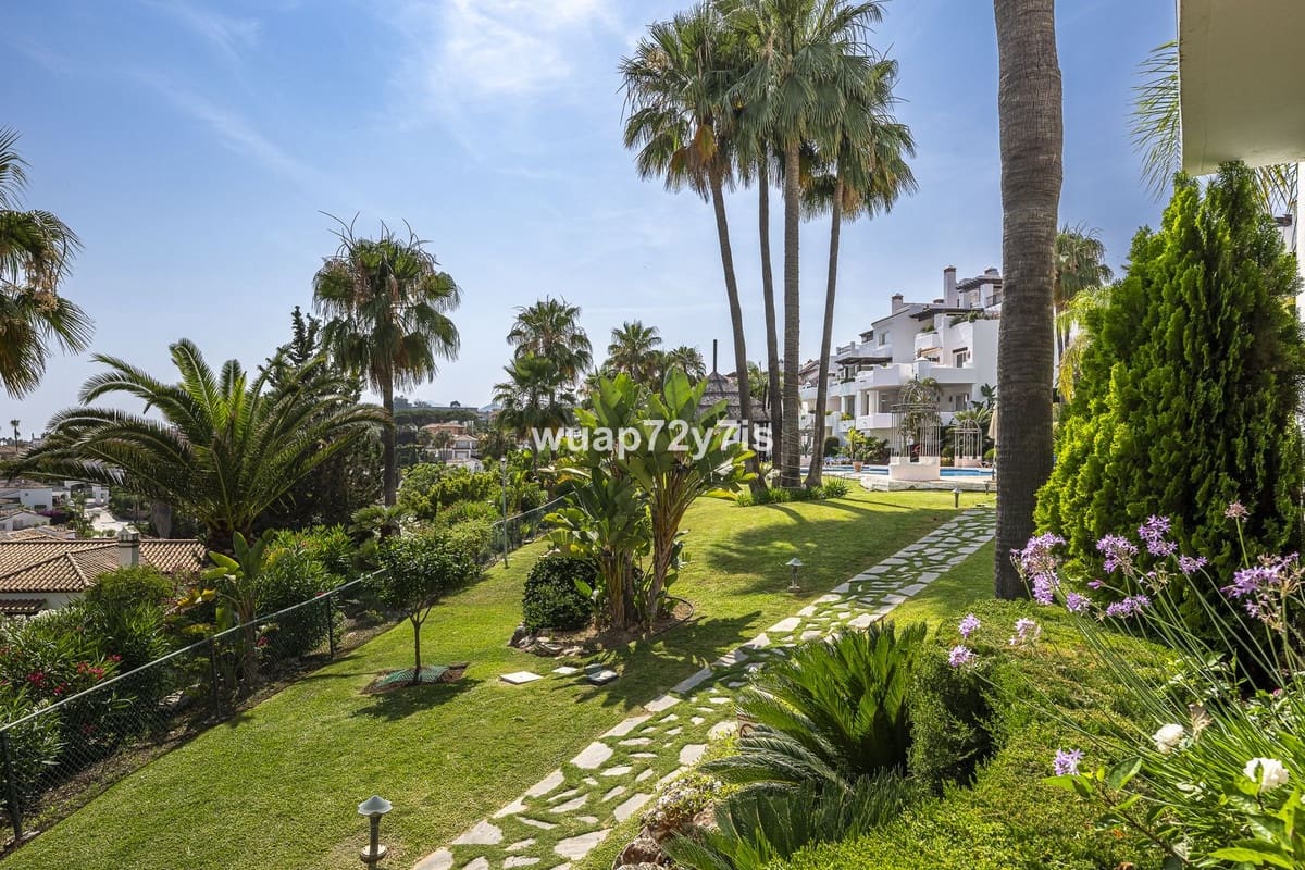 3 quarto Apartamento para venda em Nueva Andalucia com piscina garagem - 696 500 € (Ref: 9442833)