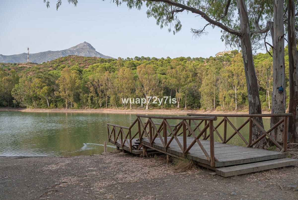 3 quarto Apartamento para venda em Nueva Andalucia com piscina garagem - 696 500 € (Ref: 9442833)