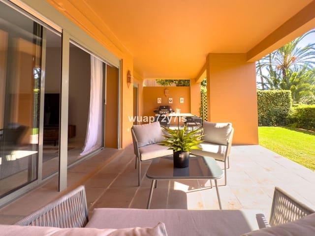 3 bedroom Apartment for sale in Estepona with pool garage - € 730,000 (Ref: 9442859)