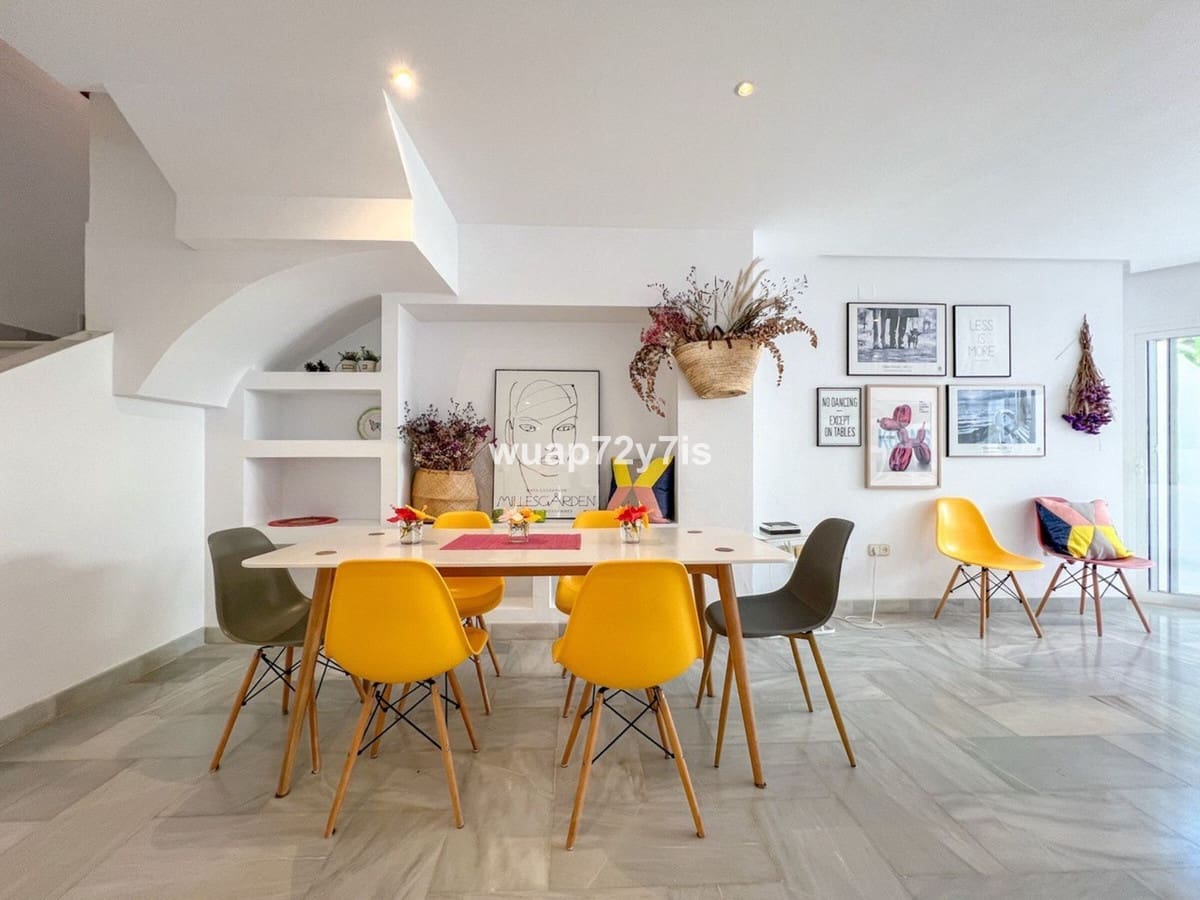 4 soverom Hus til salgs i Golden Mile med svømmebasseng garasje - € 850 000 (Ref: 9442861)