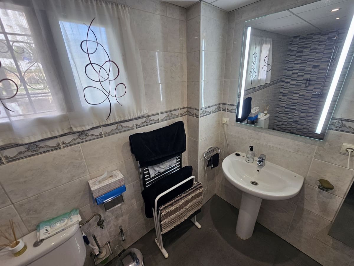 3 makuuhuone Huoneisto myytävänä paikassa Malaga kaupunki mukana uima-altaan - 430 000 € (Ref: 9442979)