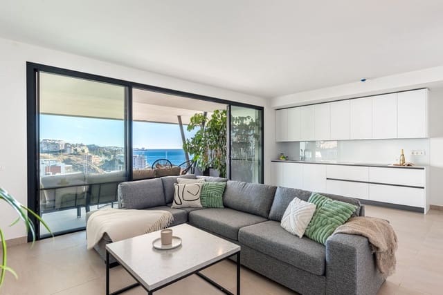 2 bedroom Penthouse for sale in Carvajal, Fuengirola with pool - € 970,000 (Ref: 9443027)