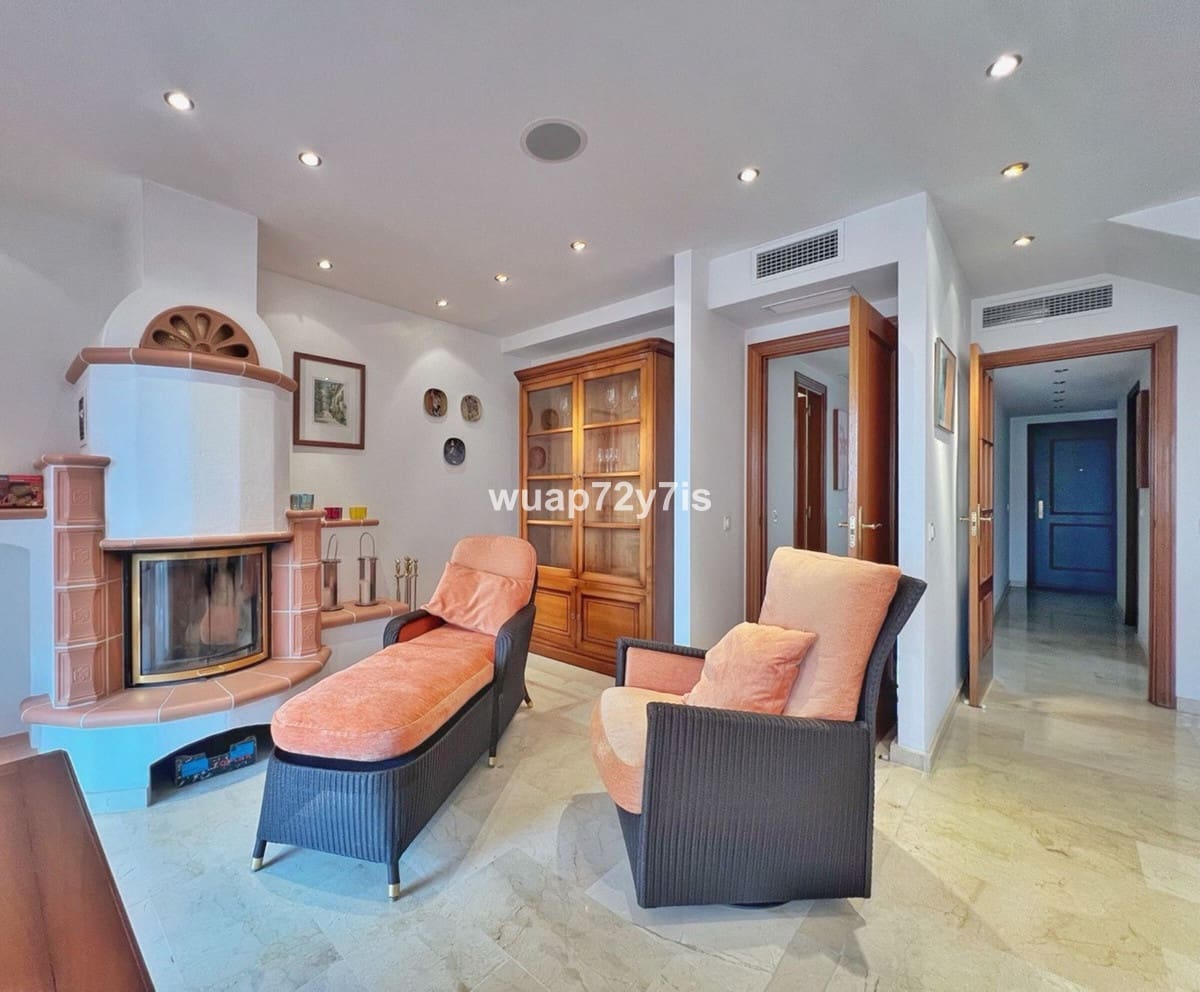 5 quarto Moradia Geminada para venda em Costabella com piscina garagem - 1 050 000 € (Ref: 9443368)