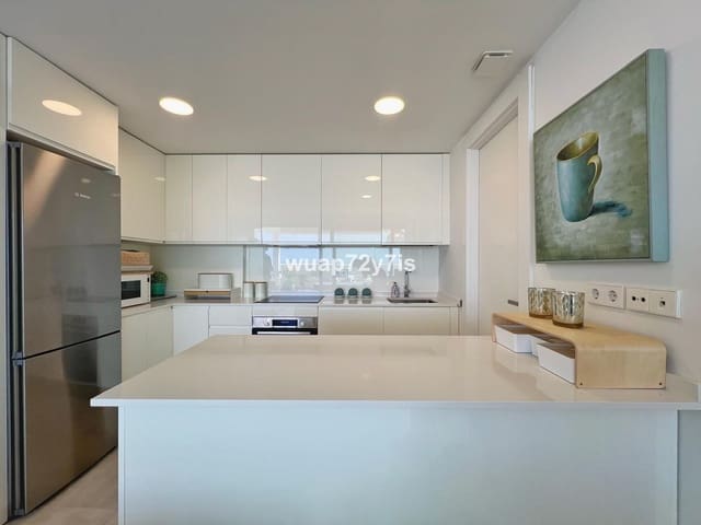 4 soverom Penthouse til salgs i Estepona med svømmebasseng garasje - € 1 190 000 (Ref: 9443370)