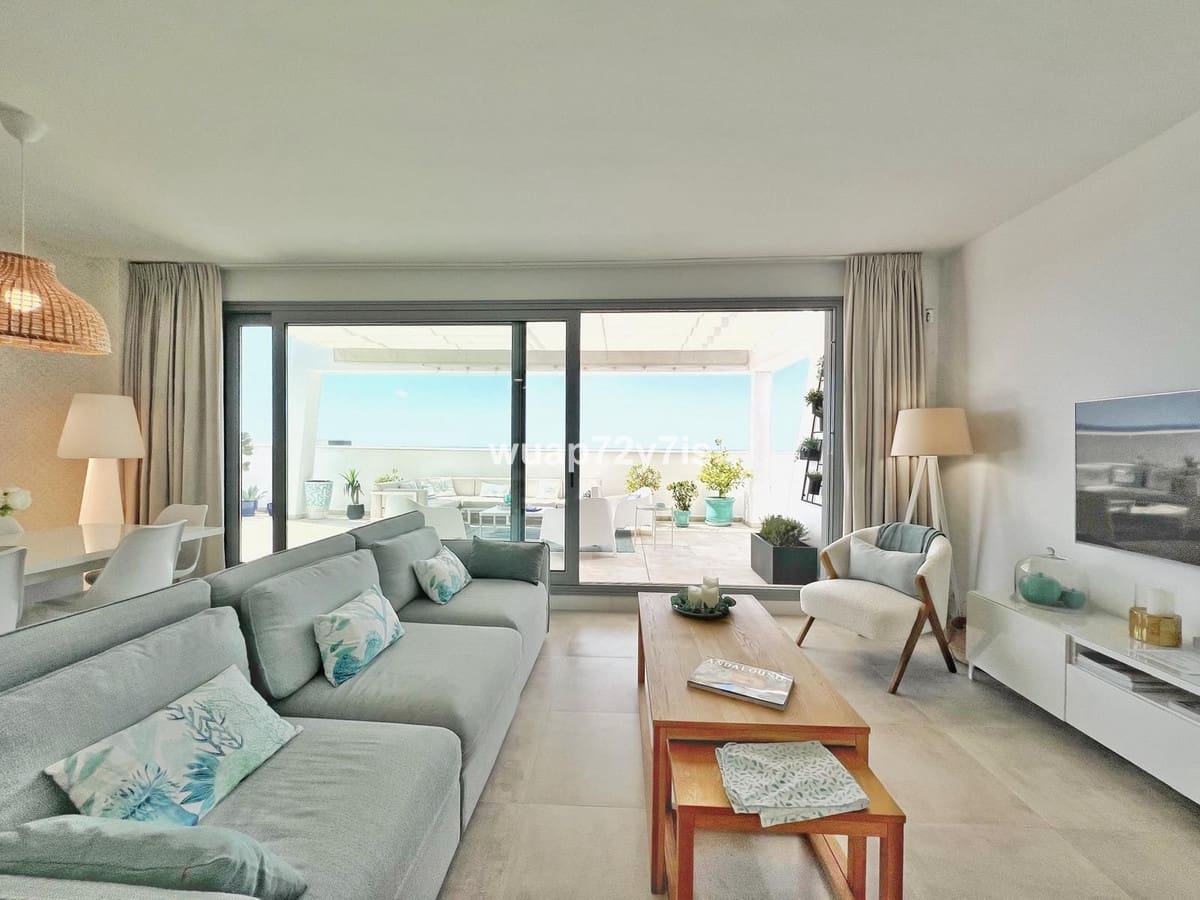 4 soverom Penthouse til salgs i Estepona med svømmebasseng garasje - € 1 190 000 (Ref: 9443370)