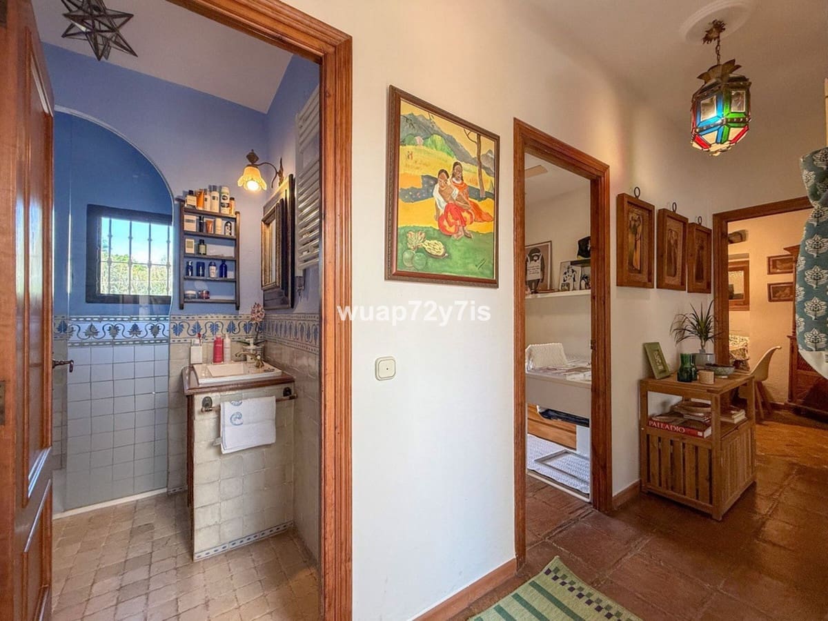 2 sypialnia Dom blizniak na sprzedaż w Golden Mile z basenem garażem - 2 370 000 € (Ref: 9443372)