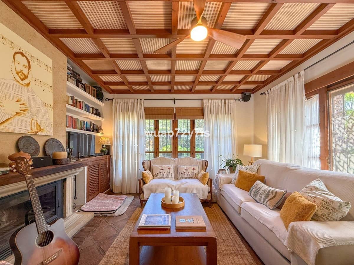 2 sypialnia Dom blizniak na sprzedaż w Golden Mile z basenem garażem - 2 370 000 € (Ref: 9443372)