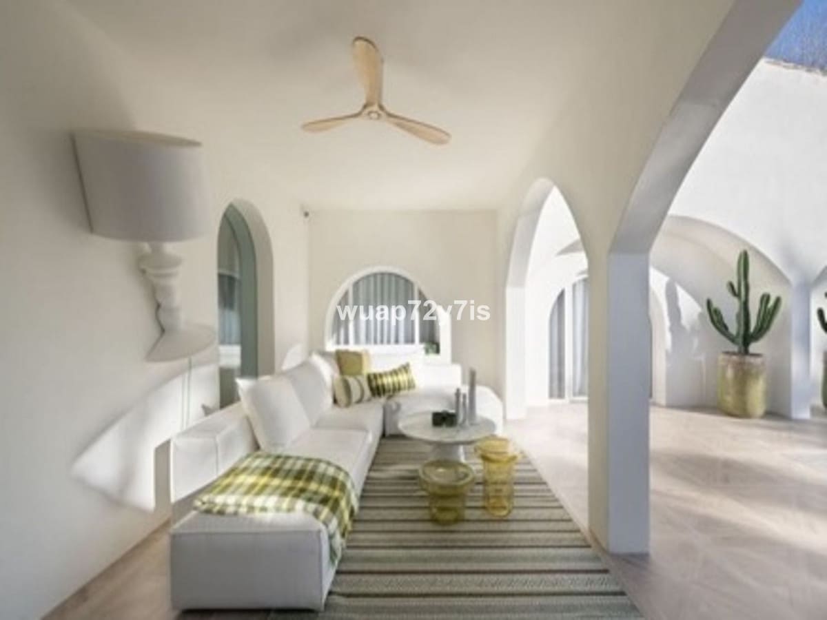 4 chambre Villa/Maison Semi-Mitoyenne à vendre à Guadalmina avec piscine garage - 3 650 000 € (Ref: 9443373)
