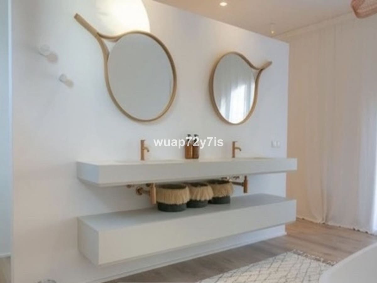 4 chambre Villa/Maison Semi-Mitoyenne à vendre à Guadalmina avec piscine garage - 3 650 000 € (Ref: 9443373)