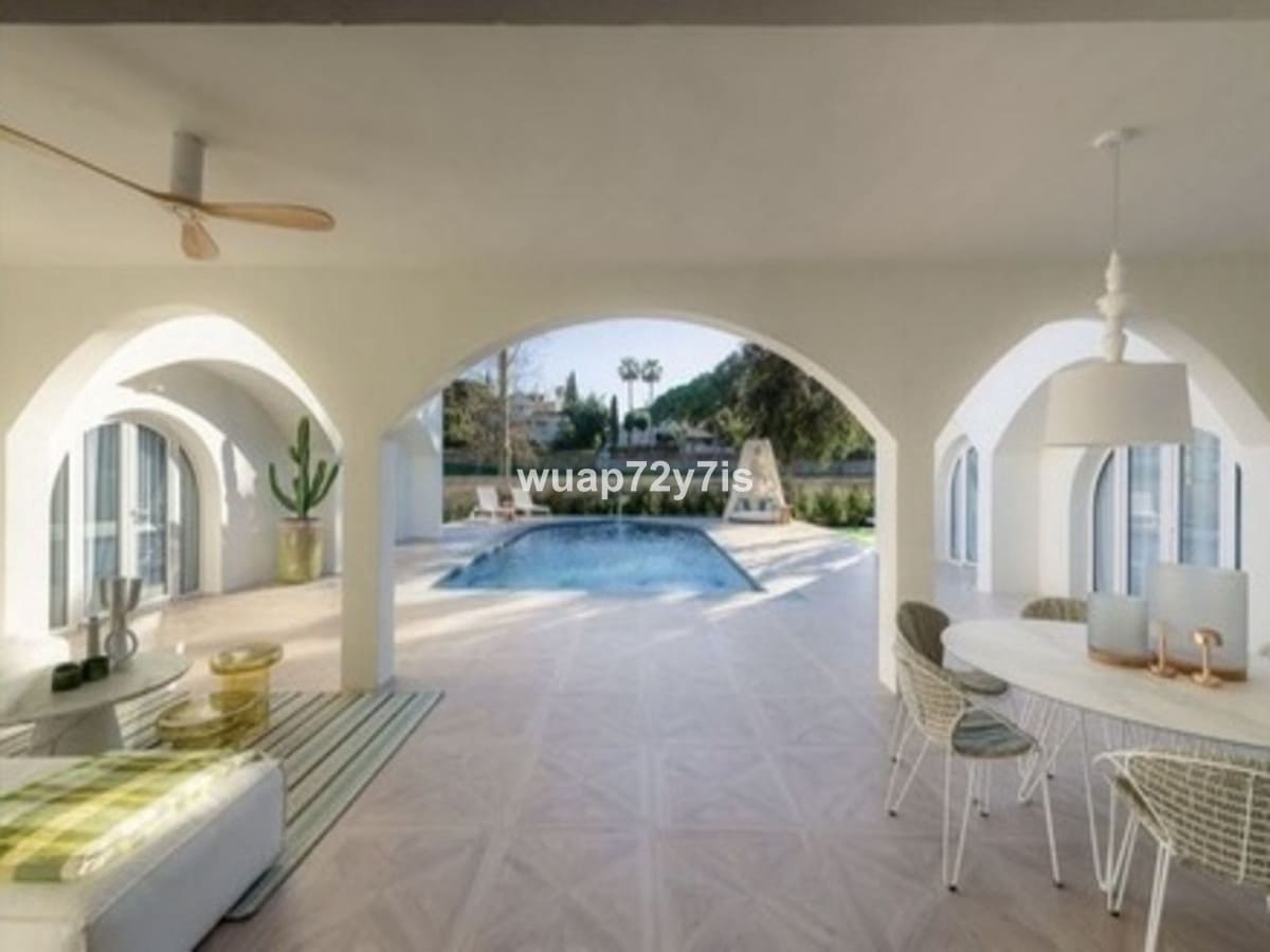 4 chambre Villa/Maison Semi-Mitoyenne à vendre à Guadalmina avec piscine garage - 3 650 000 € (Ref: 9443373)