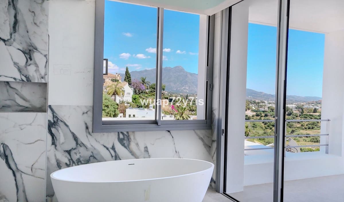 5 soveværelse Semi-Rækkehus til salg i Benahavis med swimmingpool garage - € 5.200.000 (Ref: 9443374)