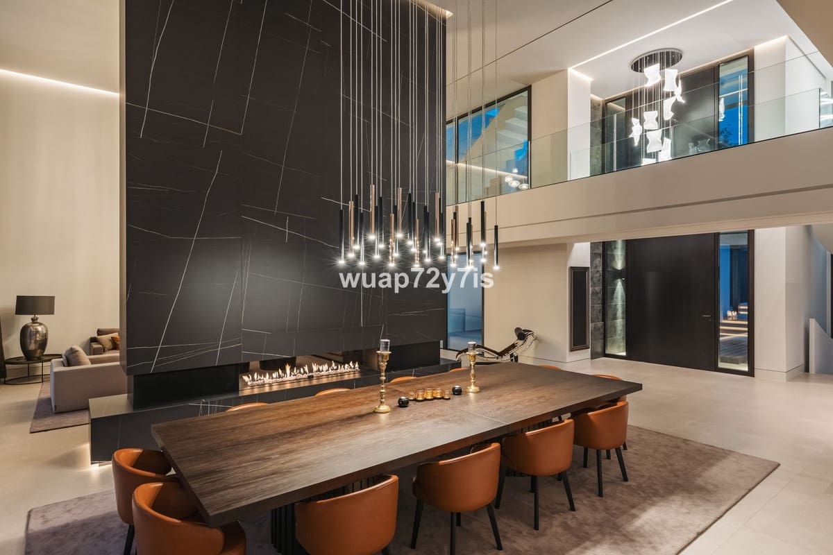 4 bedroom Villa for sale in Benahavis with pool garage - € 5,950,000 (Ref: 9443375)