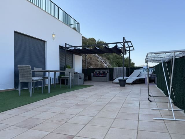 3 quarto Moradia Geminada para venda em Coín com piscina garagem - 475 000 € (Ref: 9443378)