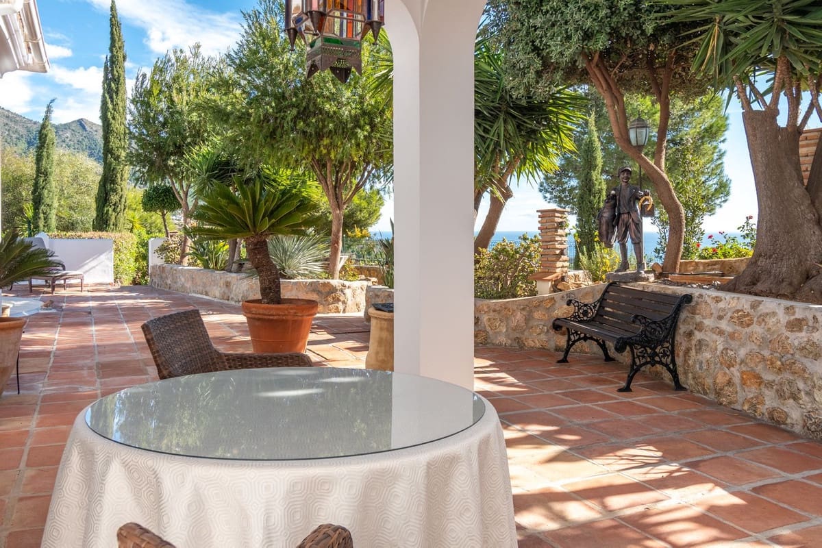 5 chambre Villa/Maison Mitoyenne à vendre à Mijas avec piscine garage - 1 499 000 € (Ref: 9443380)