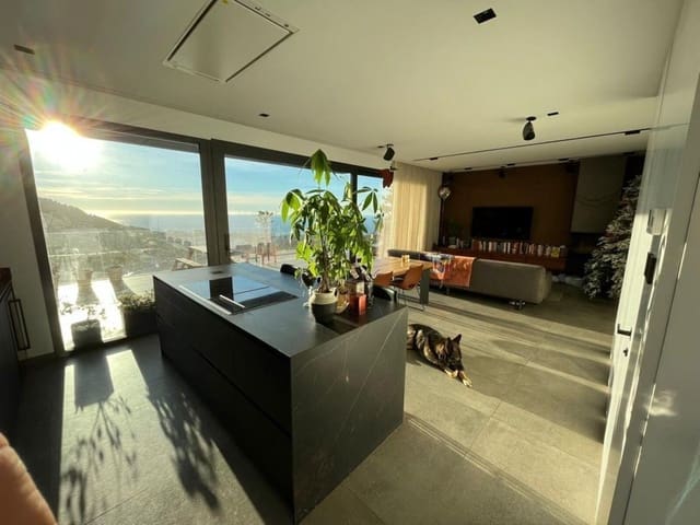 5 bedroom Villa for sale in Mijas with pool - € 1,599,000 (Ref: 9443383)