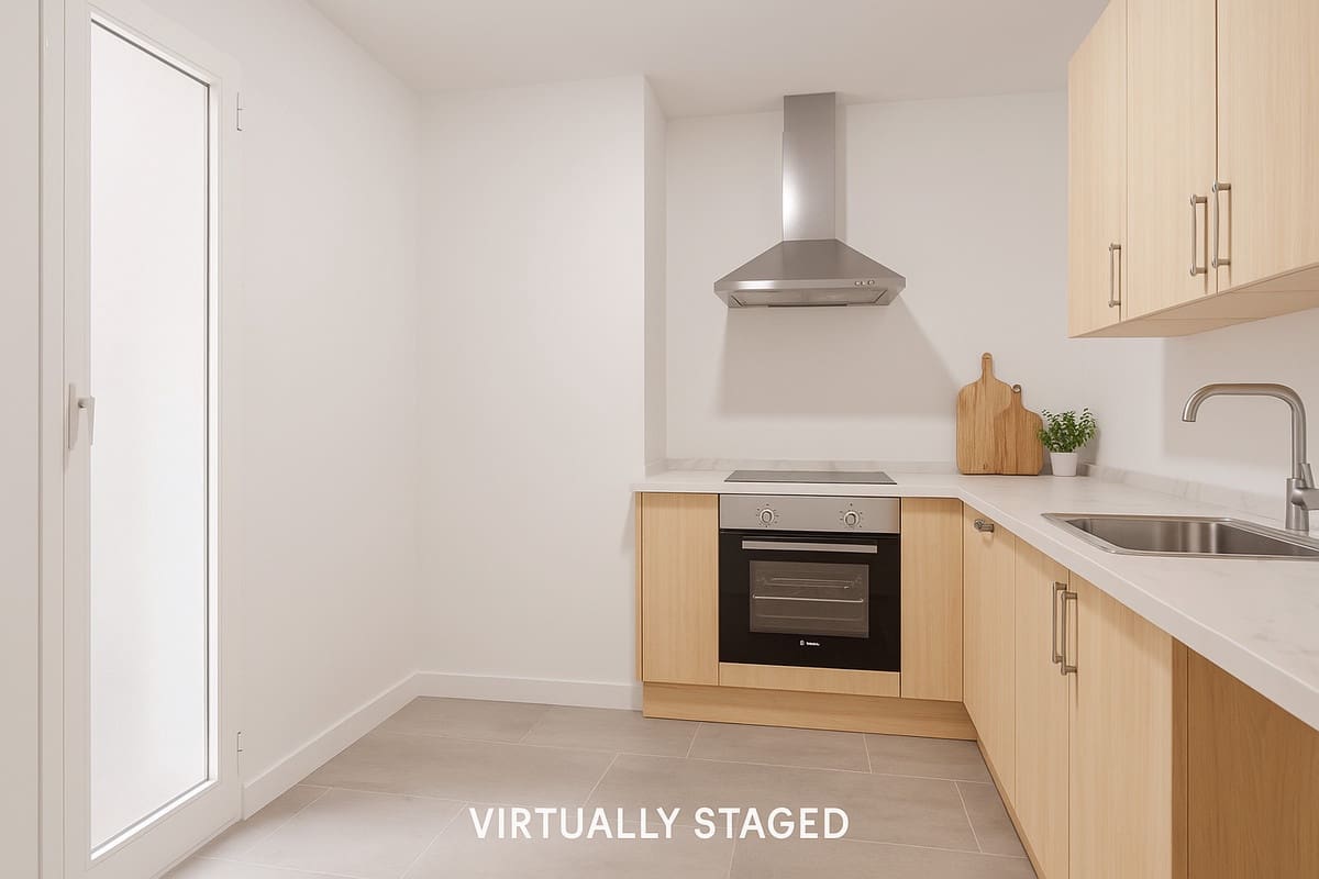 2 bedroom Apartment for sale in Marbella with pool - € 334,000 (Ref: 9443384)