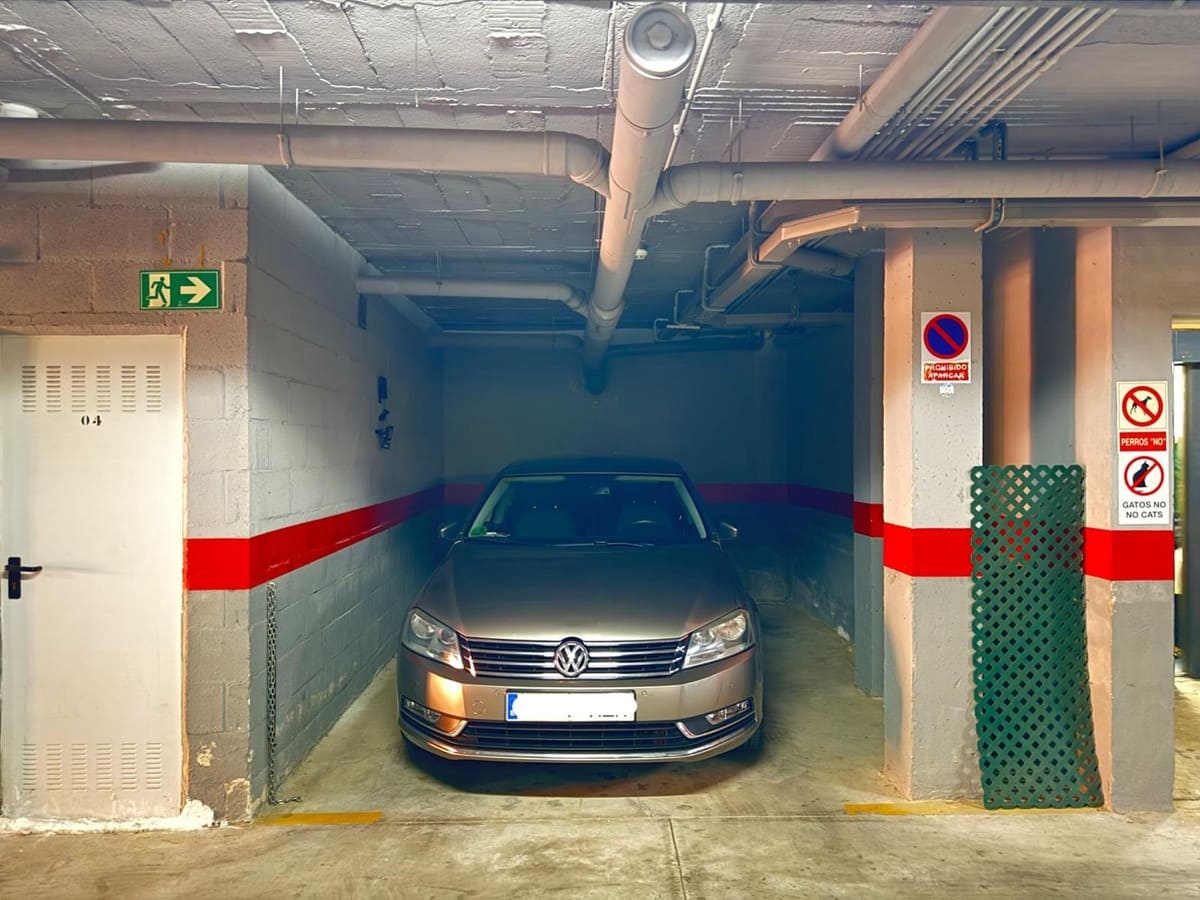 2 sypialnia Penthouse na sprzedaż w Casares z basenem garażem - 275 000 € (Ref: 9443385)