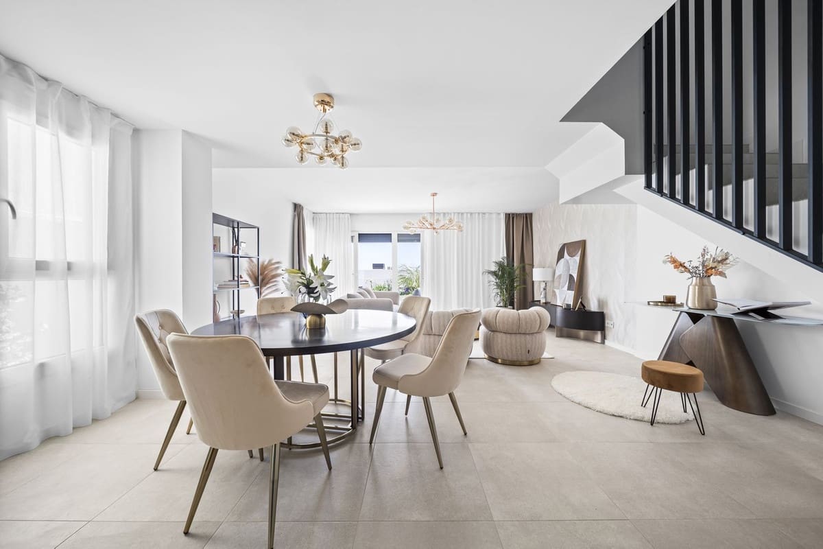 4 makuuhuone Paritalo myytävänä paikassa La Cala de Mijas mukana uima-altaan 
autotalli - 900 000 € (Ref: 9443389)