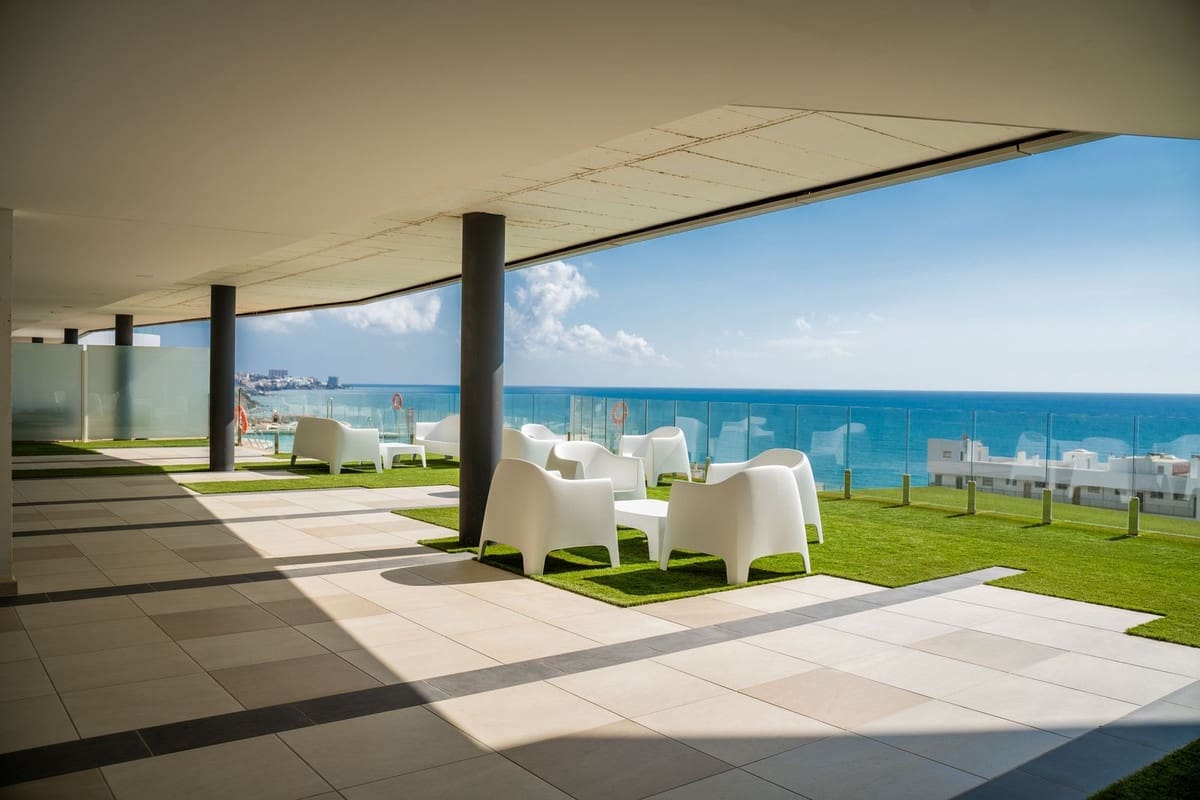 2 soverom Leilighet til salgs i Fuengirola med svømmebasseng - € 910 000 (Ref: 9443391)