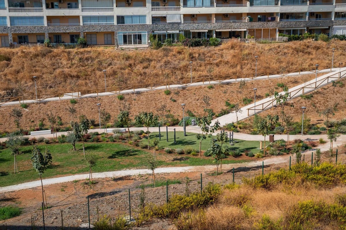 2 soverom Leilighet til salgs i Fuengirola med svømmebasseng - € 910 000 (Ref: 9443391)