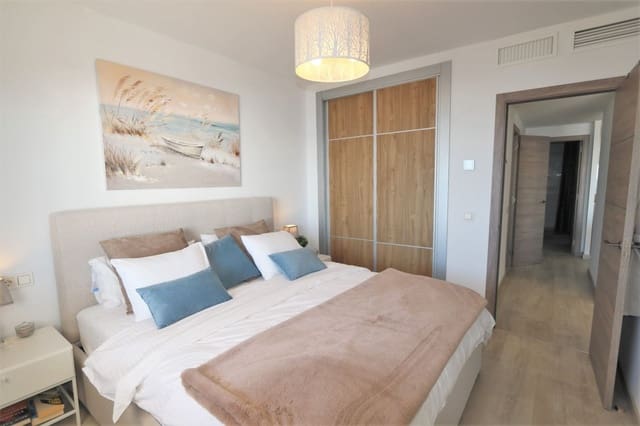 3 bedroom Apartment for sale in Fuengirola with pool - € 579,000 (Ref: 9443394)