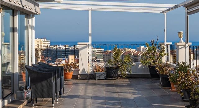 3 bedroom Penthouse for sale in Fuengirola with pool - € 1,250,000 (Ref: 9443399)