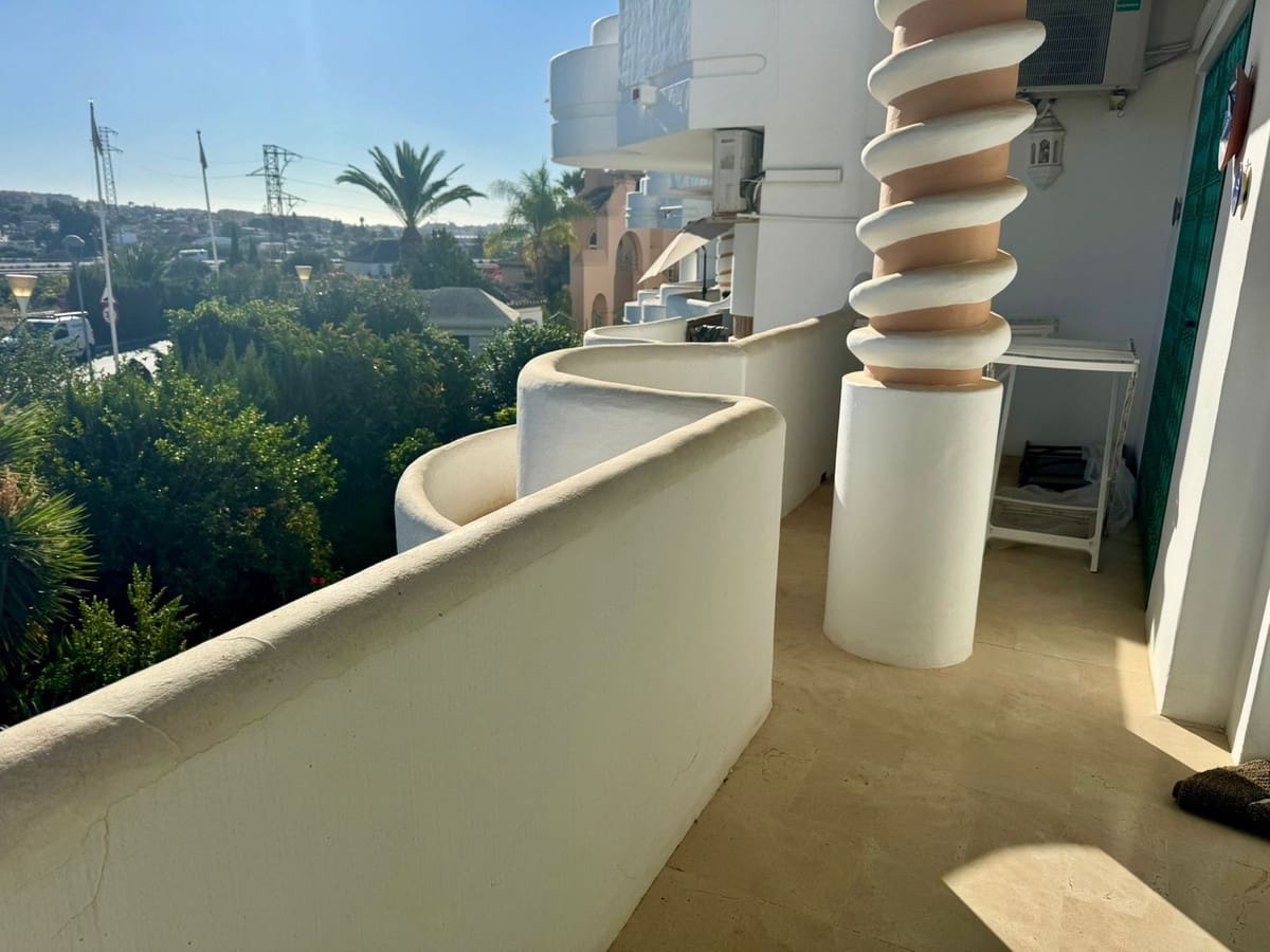 1 bedroom Apartment for sale in Mijas Golf with pool - € 185,000 (Ref: 9450929)