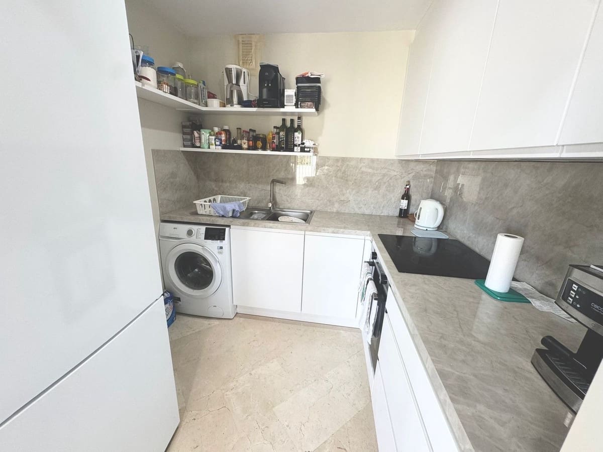 1 bedroom Apartment for sale in Mijas Golf with pool - € 185,000 (Ref: 9450929)