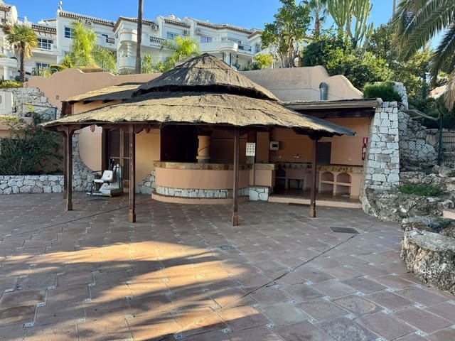 1 sypialnia Apartament na sprzedaż w Mijas Golf, Mijas z basenem - 185 000 € (Ref: 9450929)