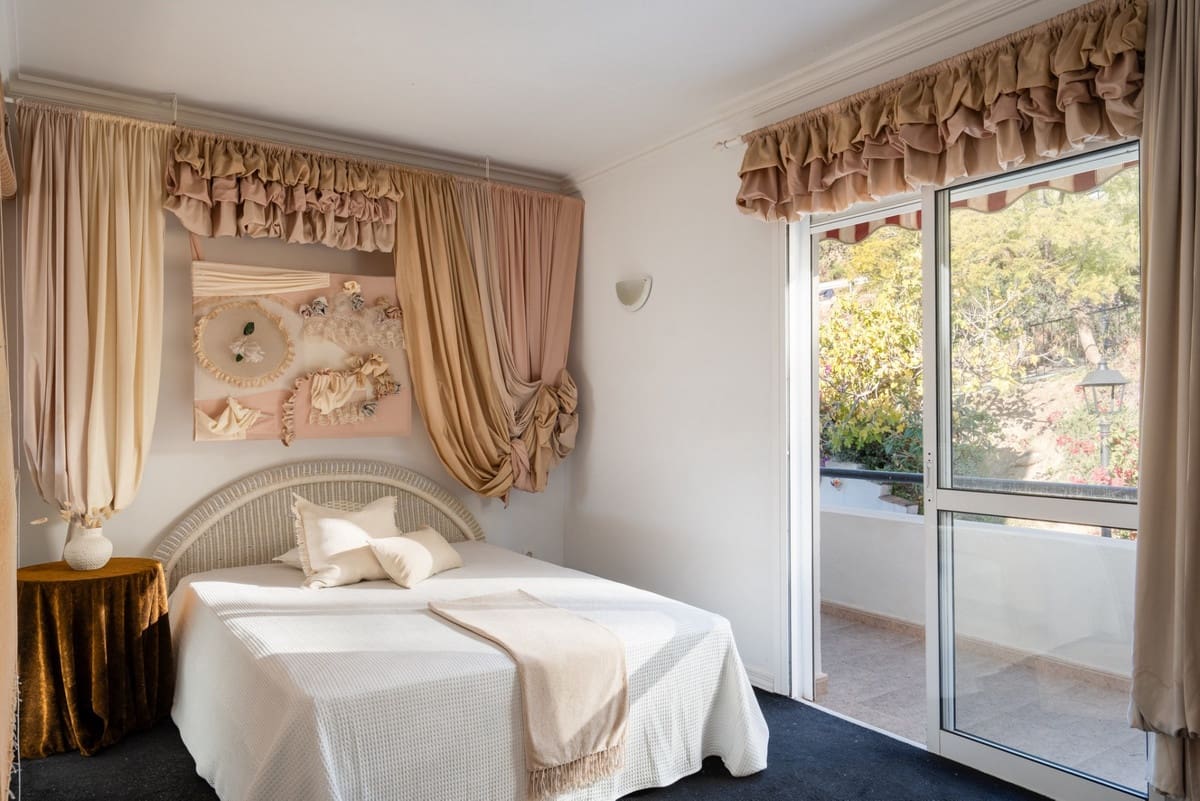 3 soverom Hus til salgs i Monda med garasje - € 349 000 (Ref: 9451378)