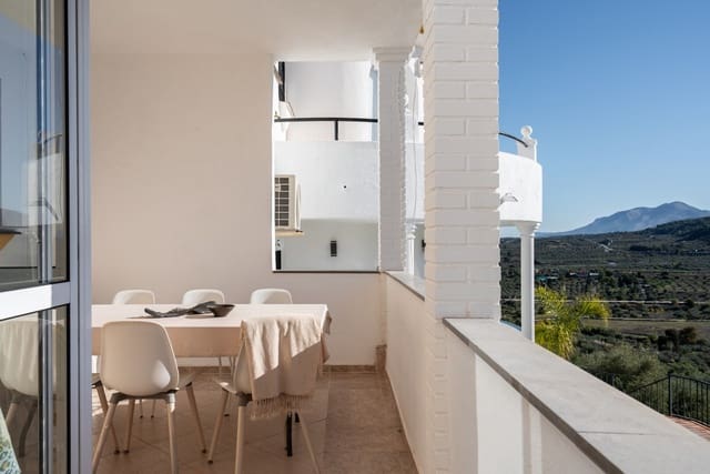 3 soverom Hus til salgs i Monda med garasje - € 349 000 (Ref: 9451378)