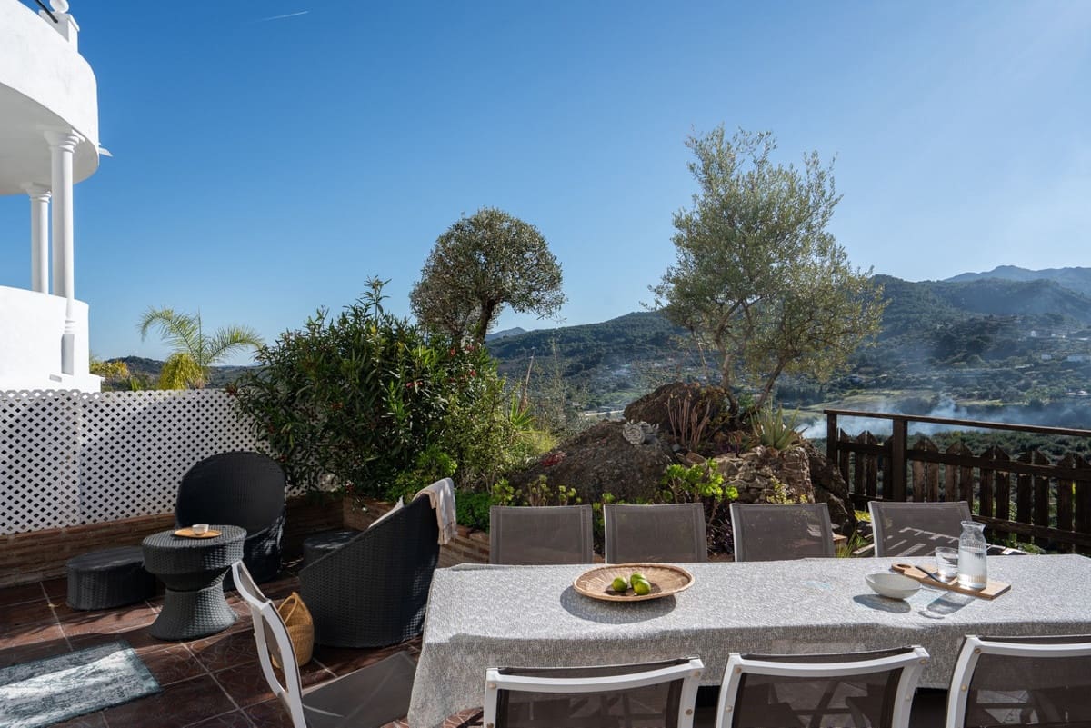 3 soverom Hus til salgs i Monda med garasje - € 349 000 (Ref: 9451378)