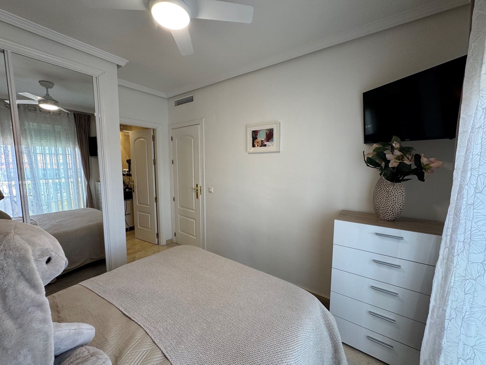 4 bedroom Townhouse for sale in Calahonda with pool garage - € 660,000 (Ref: 9451418)