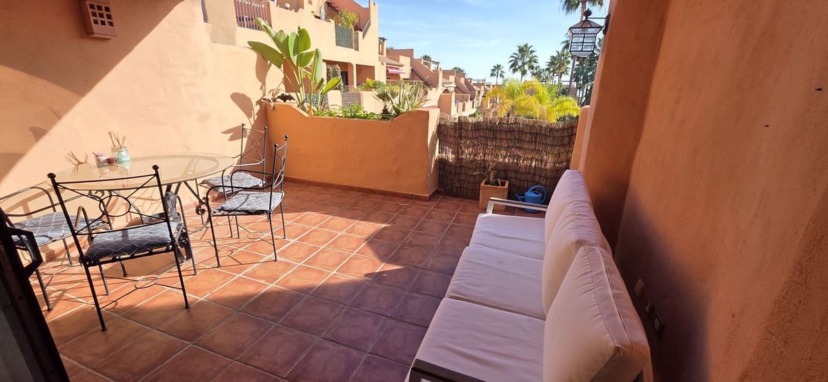 2 quarto Apartamento para venda em Estepona com piscina garagem - 369 500 € (Ref: 9451485)