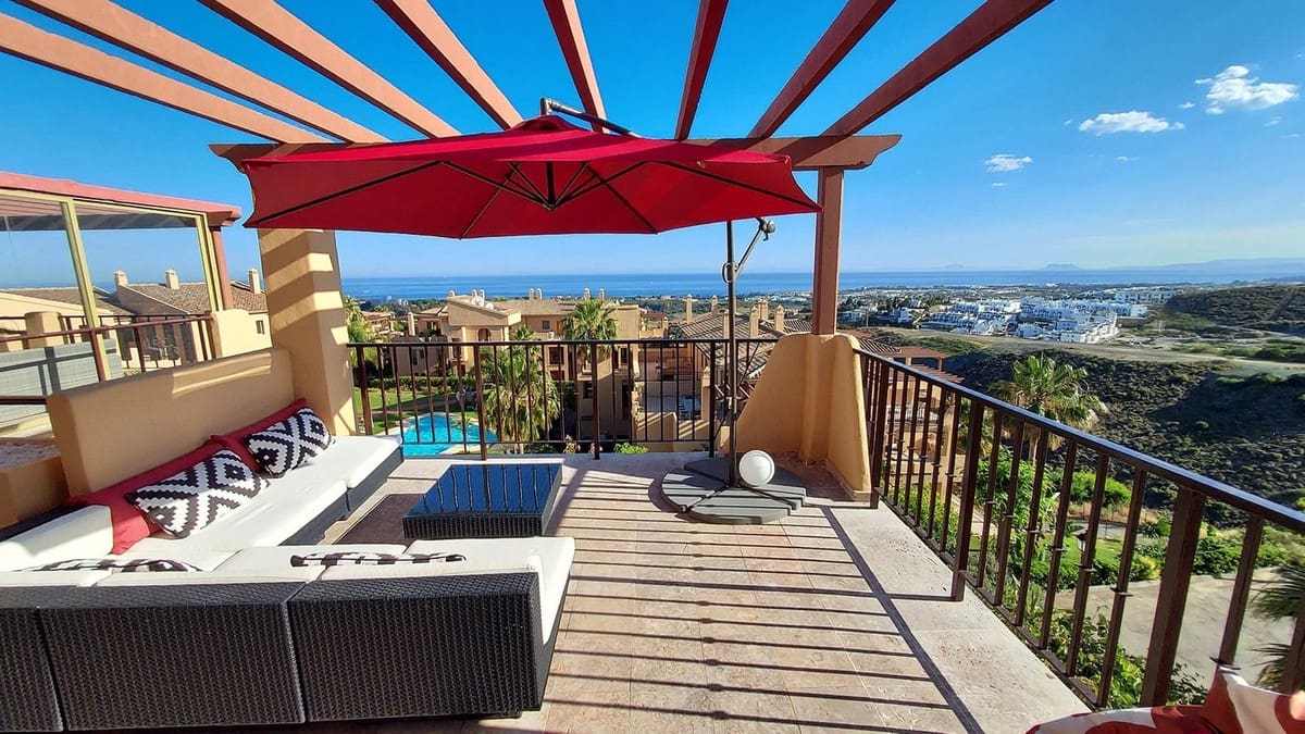 2 camera da letto Attico in vendita in Benahavis con piscina garage - 680.000 € (Rif: 9453415)